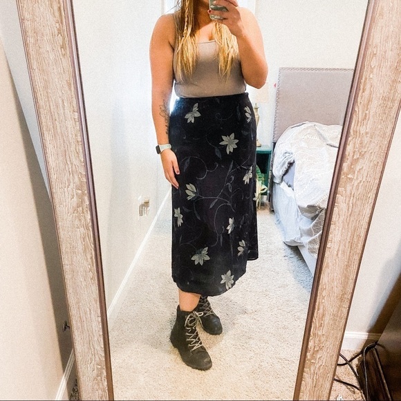 100% Silk Floral Print Midi Skirt Dark Academia Cottagecore Career Casual sz 14 - Picture 1 of 9